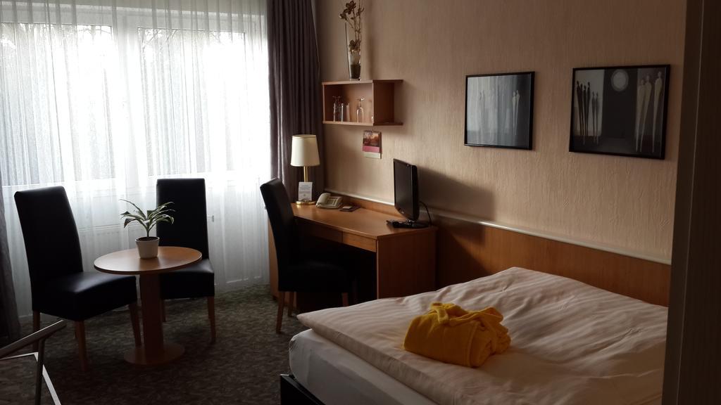 Hotel Am St. Georg Leipzig Phòng bức ảnh